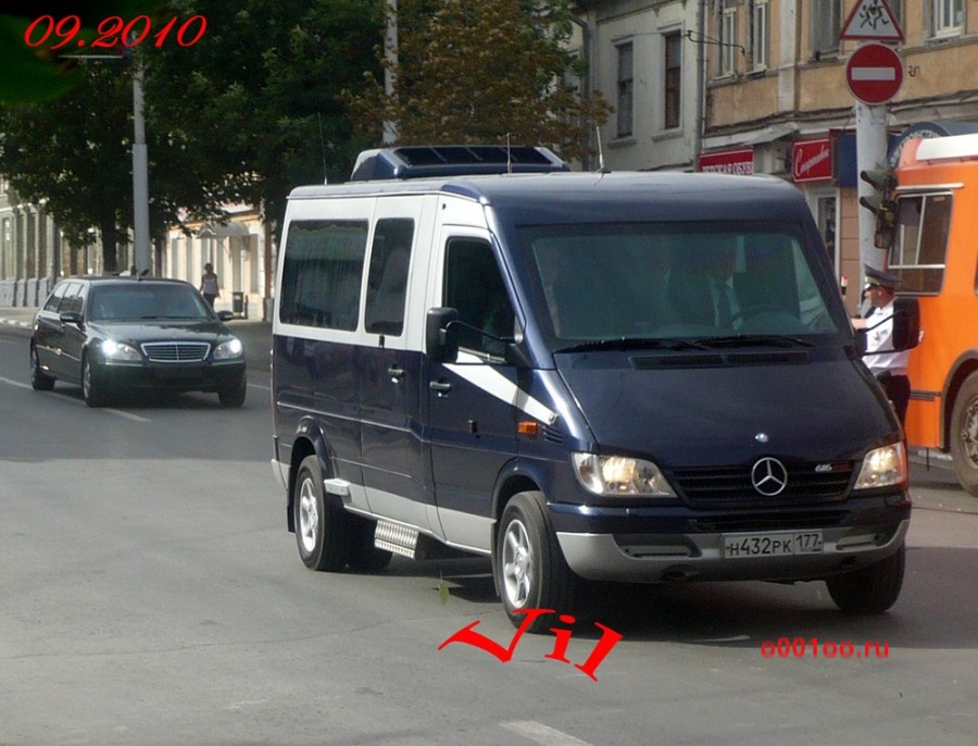 Mercedes Benz Sprinter 414